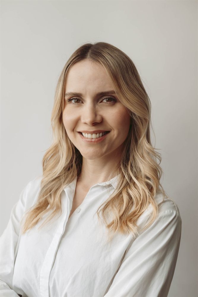 Cristina Leyva, Co-founder & Marketing Leader at Dazzle Docs